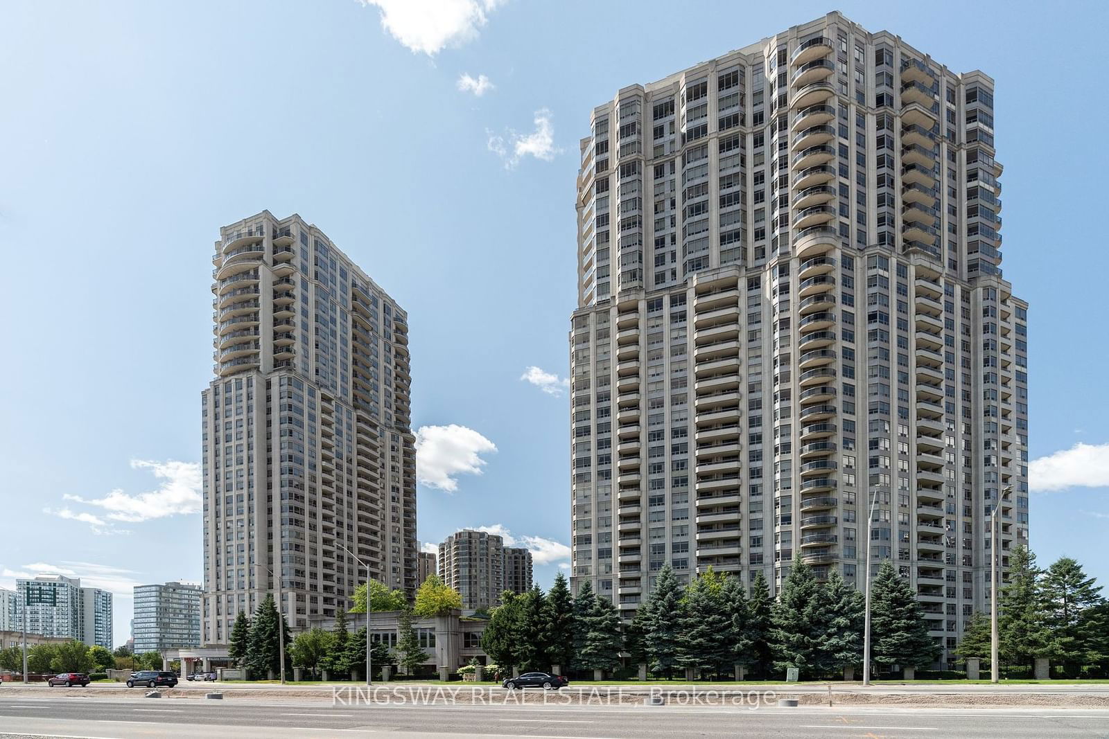 Condo for sale at 2018-25 Kingsbridge Garden Circle, Mississauga, Hurontario, L5R 4B1 - MLS: W11930894