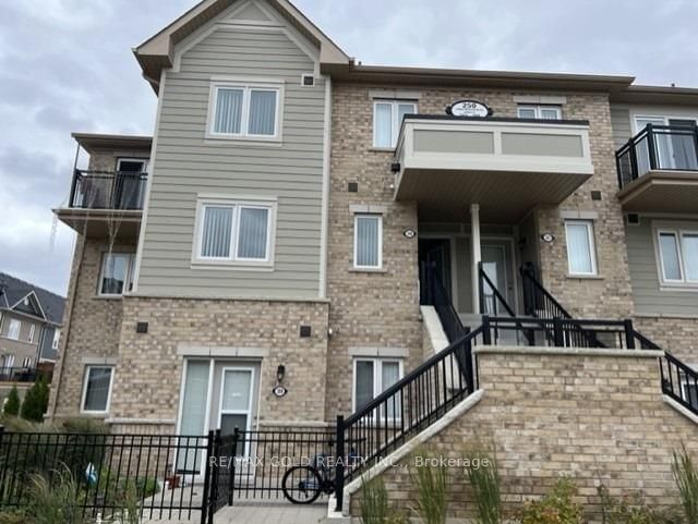 Townhouse for lease at 308-250 Sunny Meadow Boulevard, Brampton, Sandringham-Wellington, L7A 0A1 - MLS: W11930934