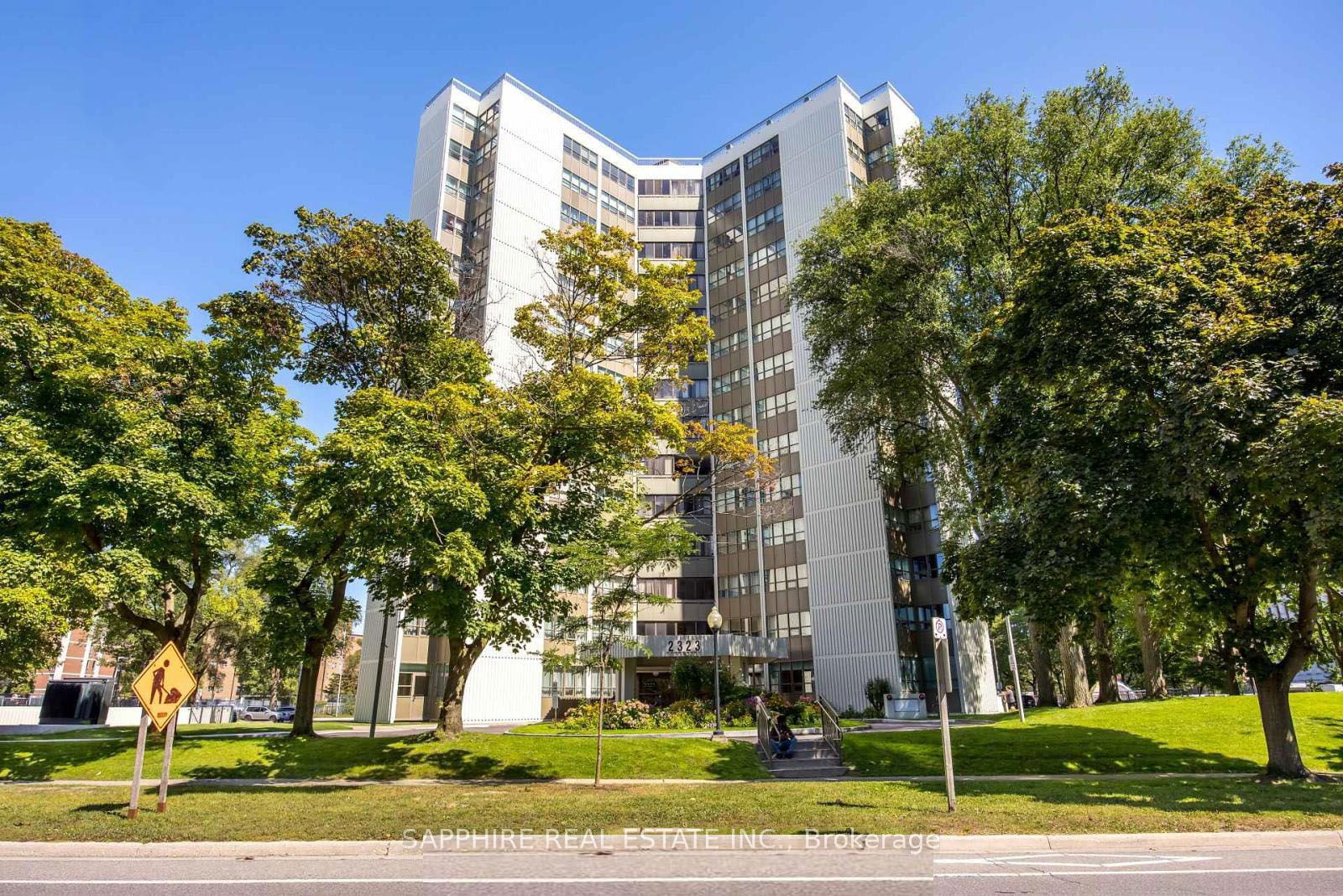 Condo for sale at 1207-2323 Confederation Pkwy, Mississauga, Cooksville, L5B 1R6 - MLS: W11931023