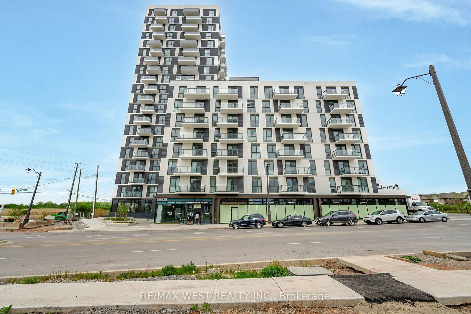 Condo for lease at 1908-335 Wheat Boom Drive, Oakville, Rural Oakville, L6H 7C2 - MLS: W11931130