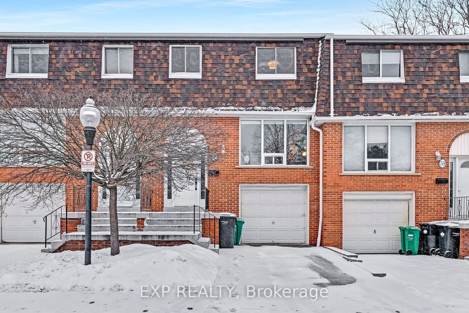 Townhouse for sale at 58-2380 Bromsgrove Road, Mississauga, Clarkson, L5J 4E6 - MLS: W11931245