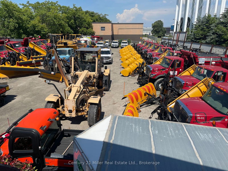 1 Whitlam Ave, Toronto, M8V 2K2 | Image 3