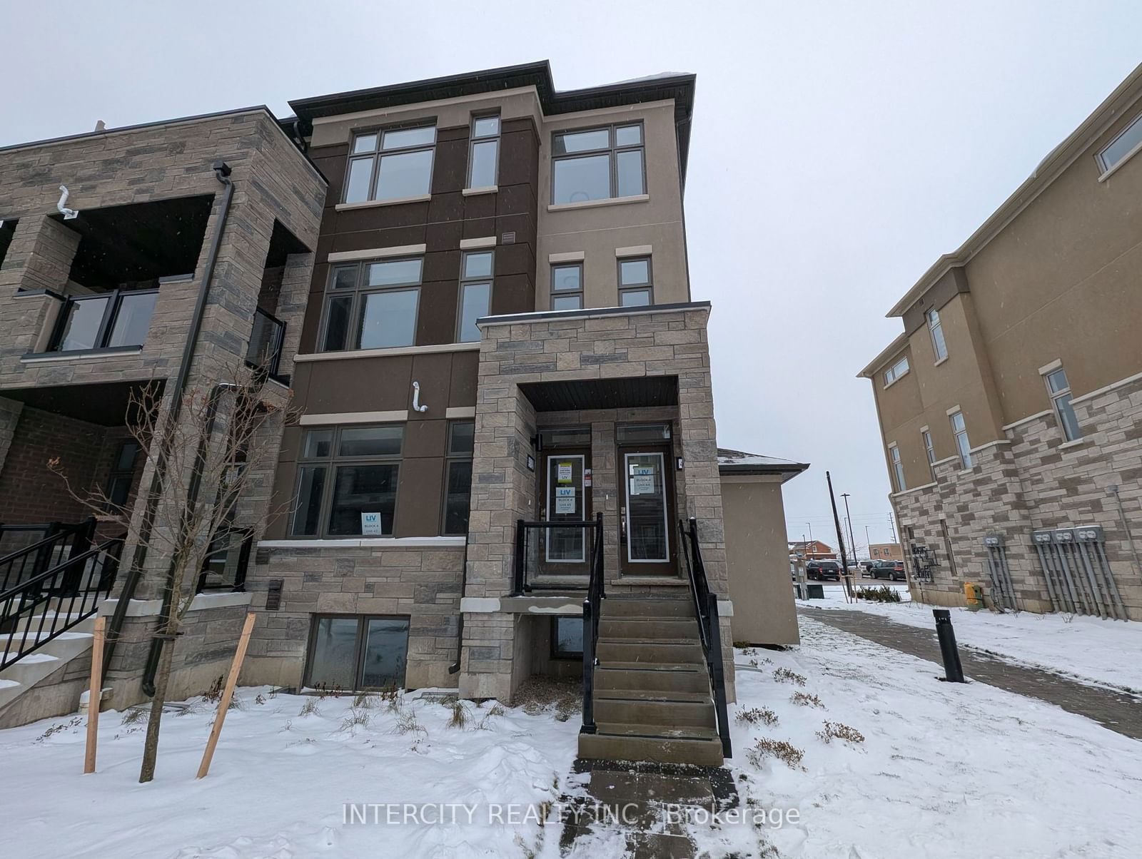 Townhouse for lease at 47-25 Fieldridge Crescent, Brampton, Sandringham-Wellington North, L6R 0C2 - MLS: W11931348