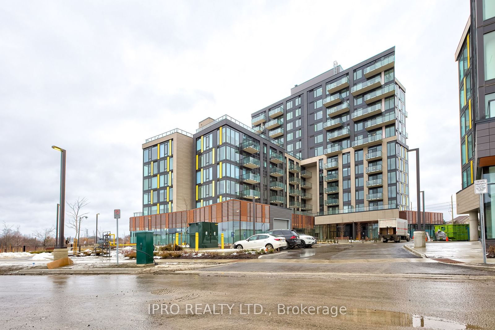 Condo for lease at 808-1415 Dundas Street, Oakville, Rural Oakville, L6H 7G1 - MLS: W11931388