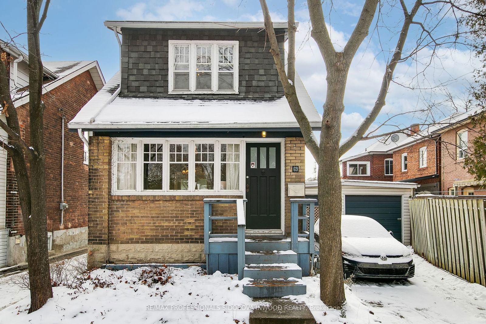 Detached House sold at 69 MacGregor Avenue, Toronto, Runnymede-Bloor West Village, M6S 2A1 - MLS: W11931632