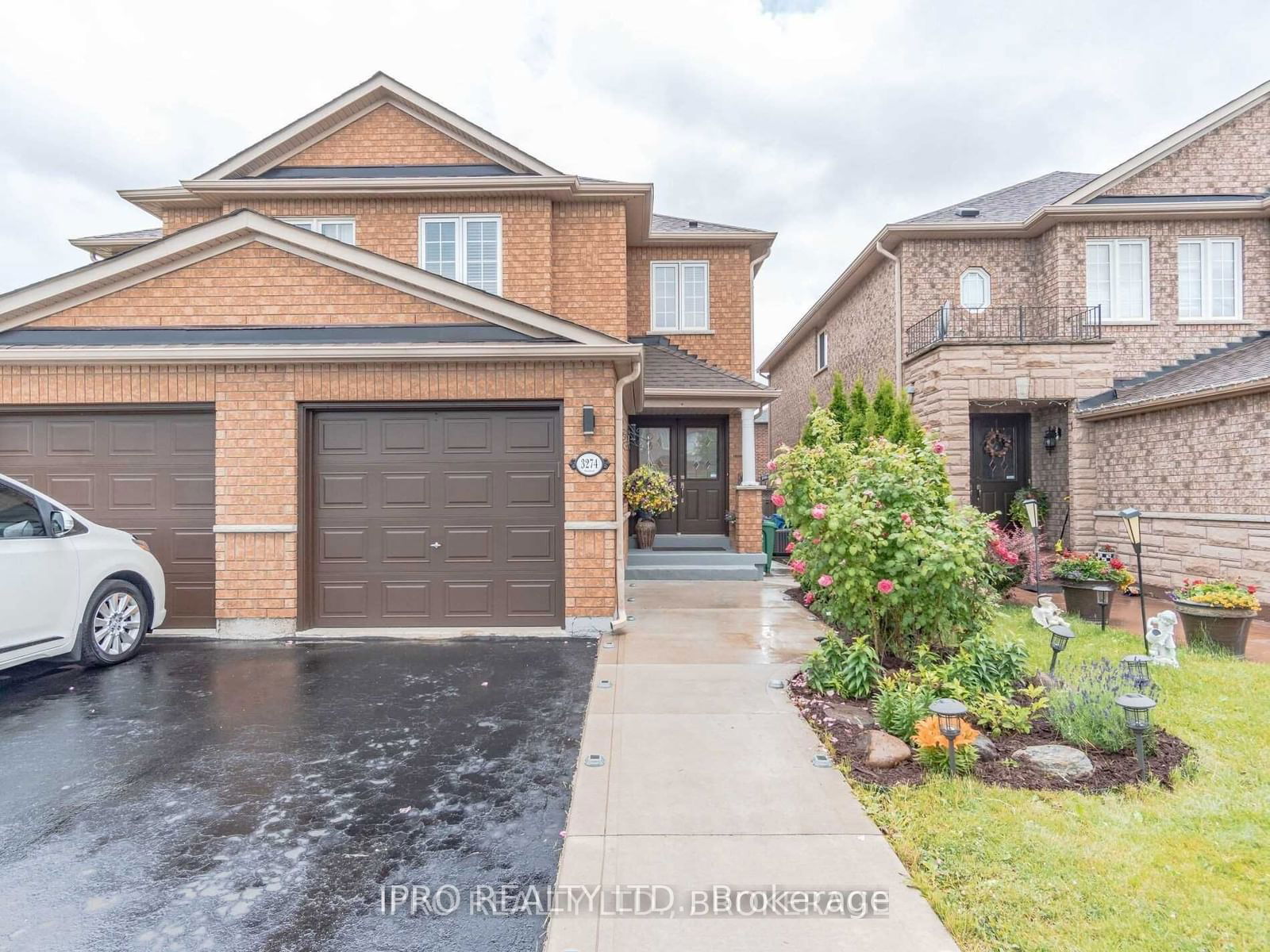 Semi-Detached House leased at 3274 Raindance Crescent, Mississauga, Lisgar, L5N 8L8 - MLS: W11931673