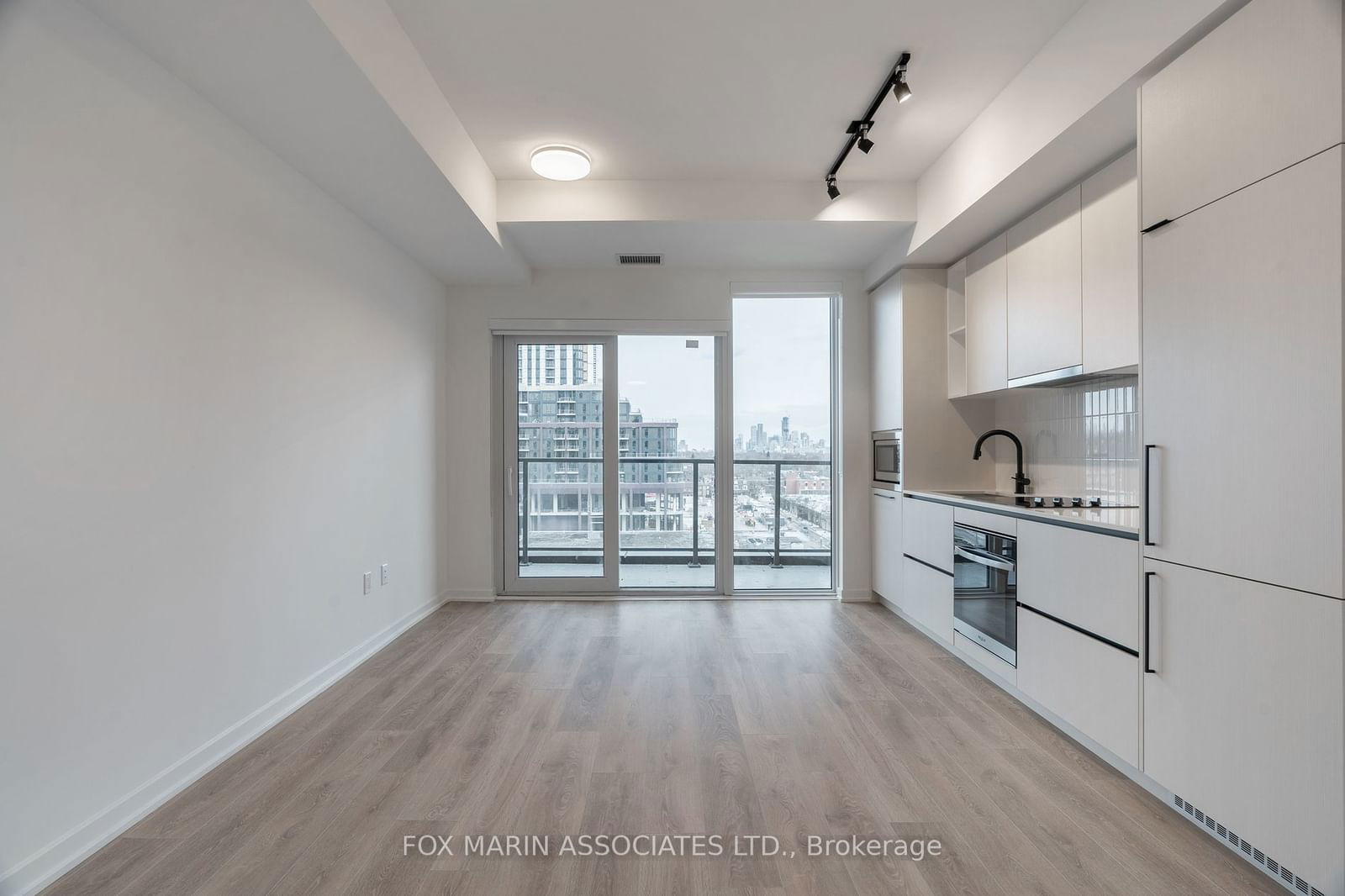 Condo leased at 704-10 Graphophone Grve, Toronto, Dovercourt-Wallace Emerson-Junction, M6H 0E3 - MLS: W11931685