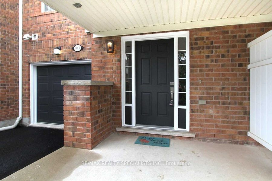 Townhouse for lease at 943 Burrows Gate, Milton, Coates, L9T 0K6 - MLS: W11931713