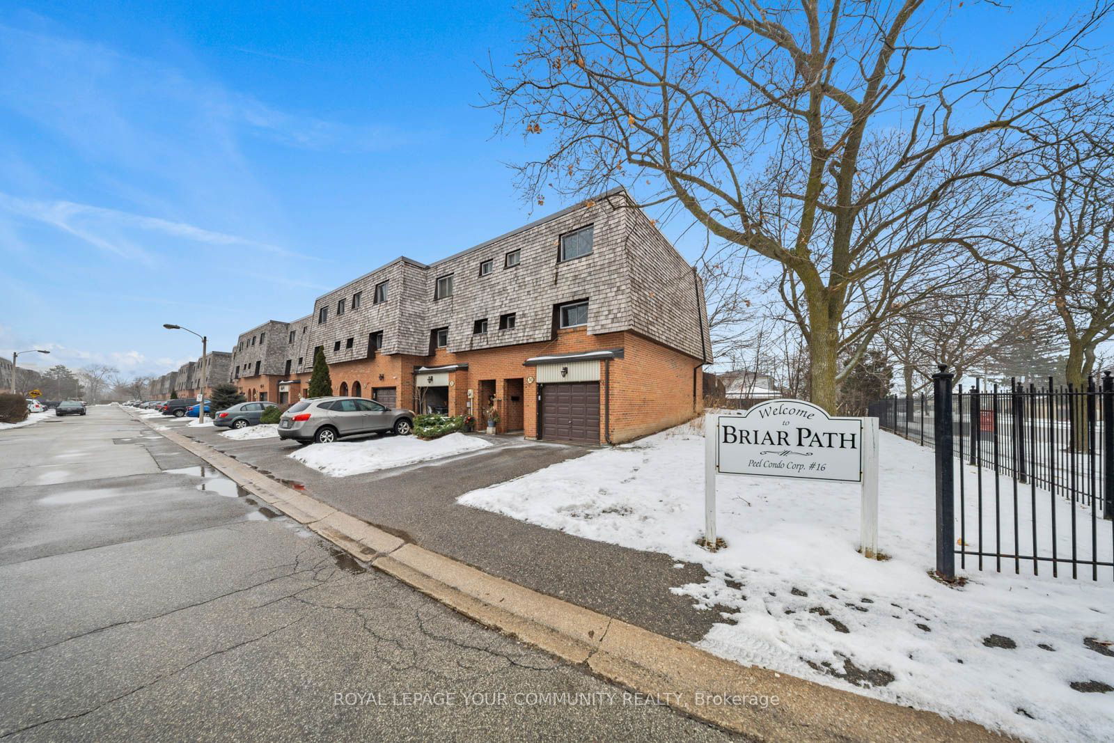 Townhouse for sale at 34-30 Briar Path, Brampton, Avondale, L6T 2A3 - MLS: W11931727