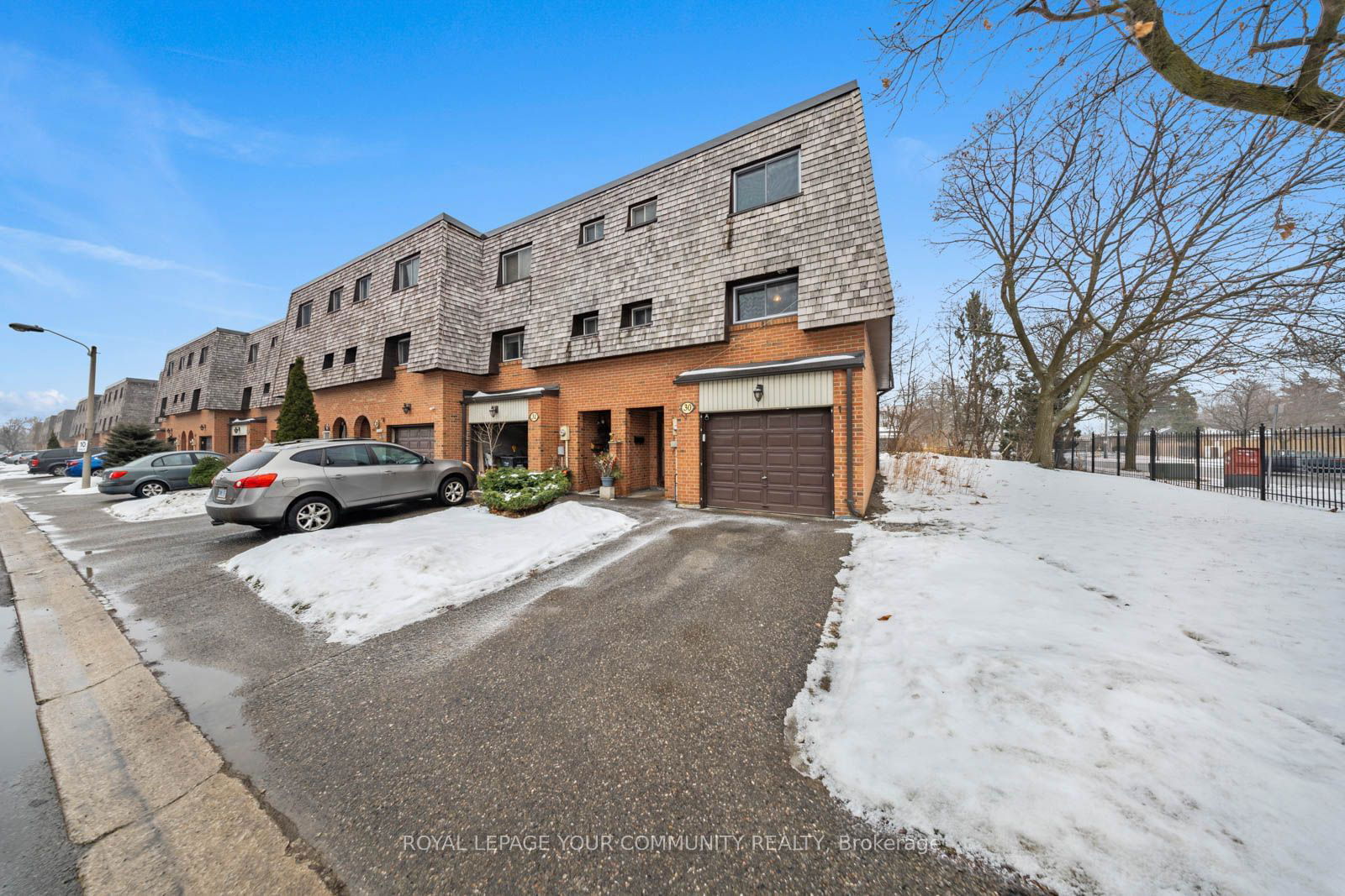 Townhouse for sale at 34-30 Briar Path, Brampton, Avondale, L6T 2A3 - MLS: W11931727