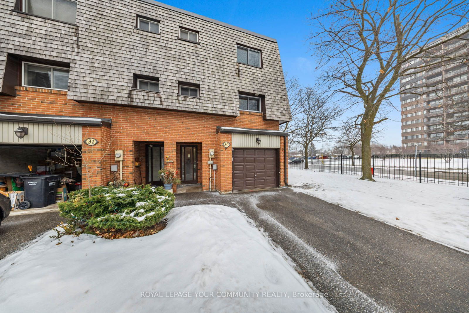 Townhouse for sale at 34-30 Briar Path, Brampton, Avondale, L6T 2A3 - MLS: W11931727