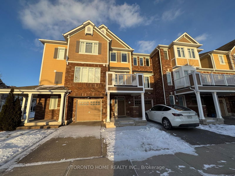 home for lease on 1037 Haxton Heights
