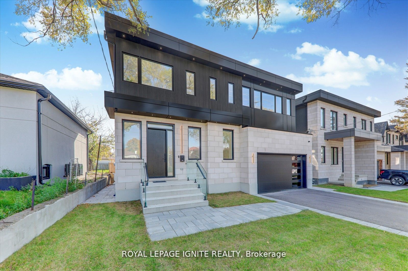 Detached House sold at 231 Falstaff Avenue, Toronto, Maple Leaf, M6L 2G2 - MLS: W11932468