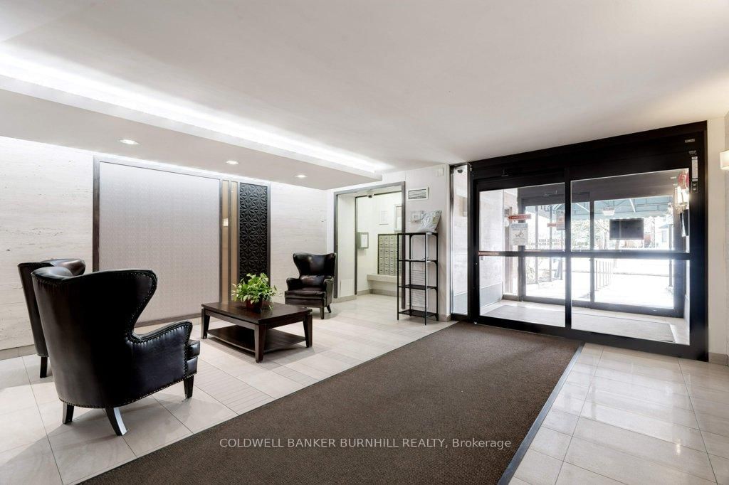 Condo sold at 305-1425 Ghent Avenue, Burlington, Brant, L7S 1X5 - MLS: W11932592