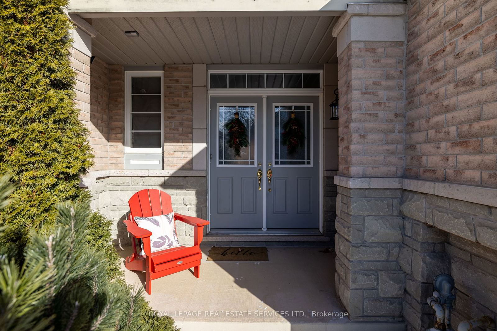 Townhouse for sale at 2130 Emily Circle, Oakville, BC Bronte Creek, L6M 0E6 - MLS: W11932614