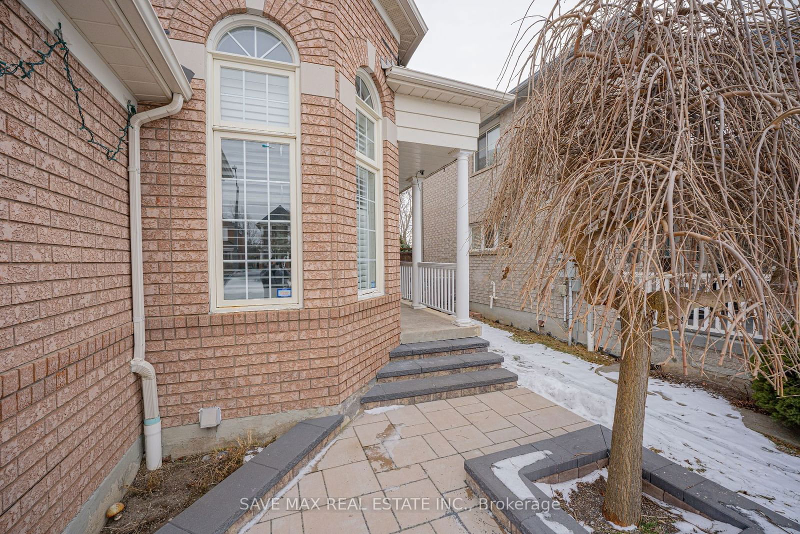 Semi-Detached House leased at 1691 Samuelson Circle, Mississauga, Meadowvale Village, L5N 7Z8 - MLS: W11932670