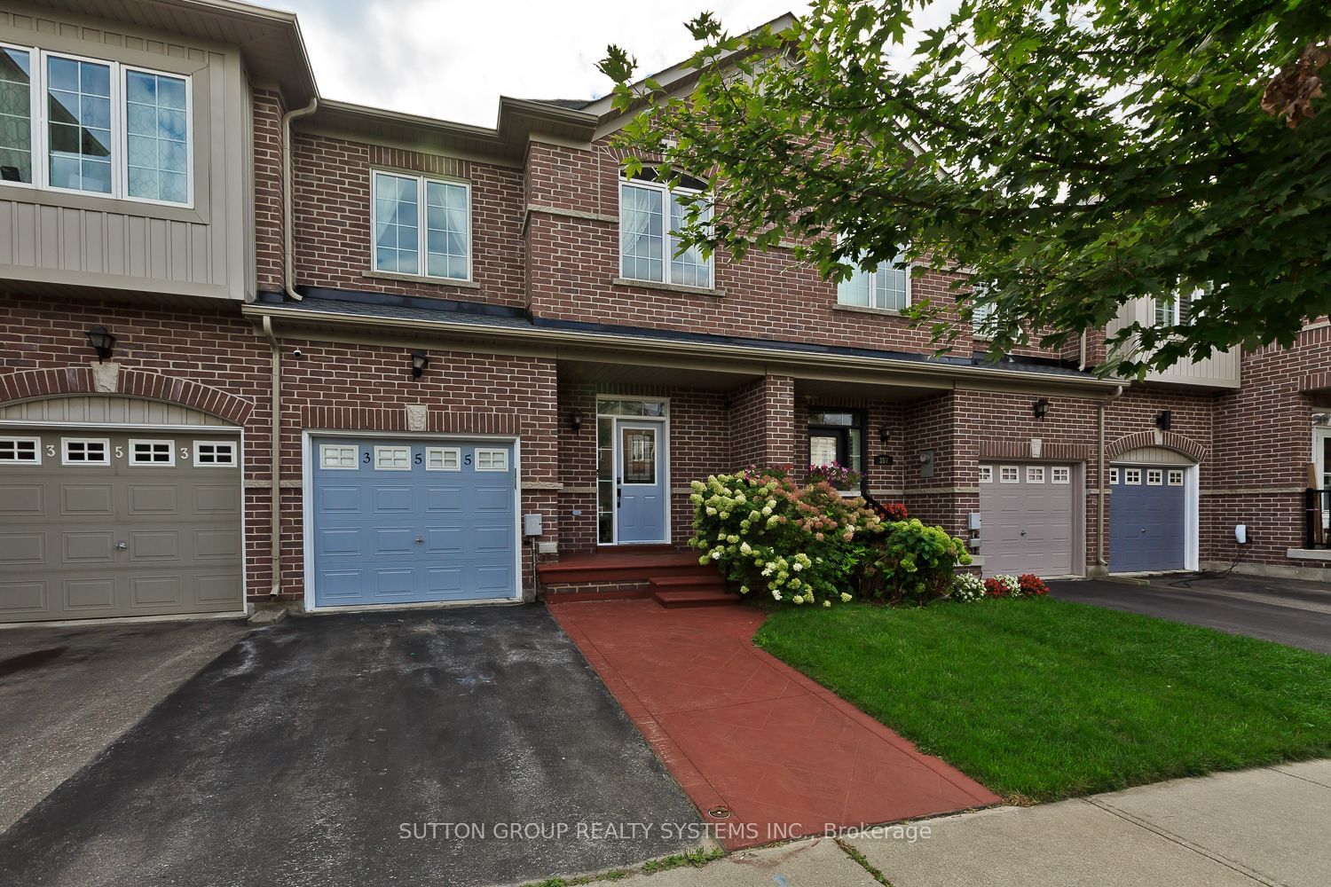 Townhouse for sale at 355 Hobbs Crescent, Milton, Clarke, L9T 0J3 - MLS: W11932695