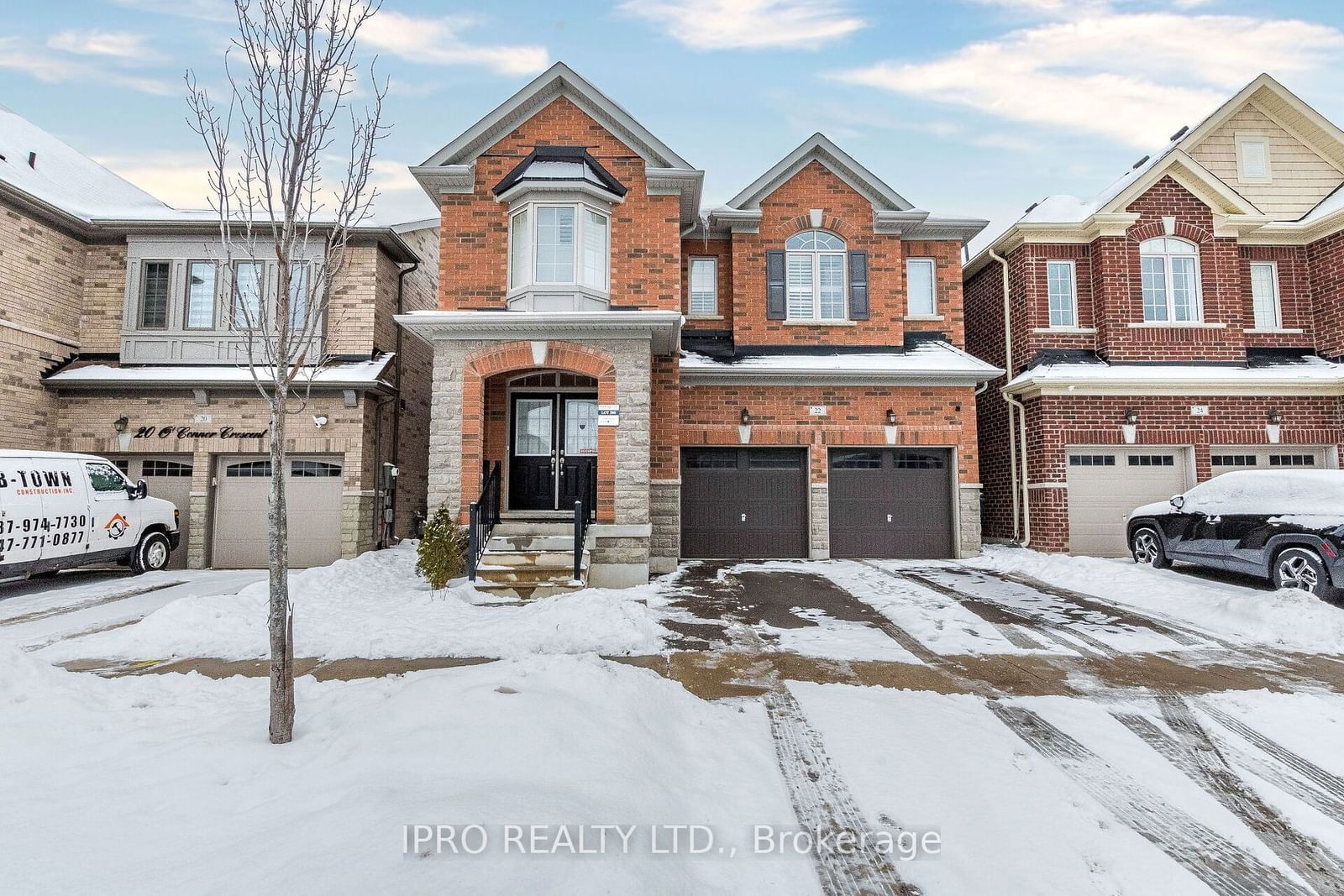 Detached House for sale at 22 O'connor Crescent, Brampton, Northwest Brampton, L7A 5A6 - MLS: W11932722