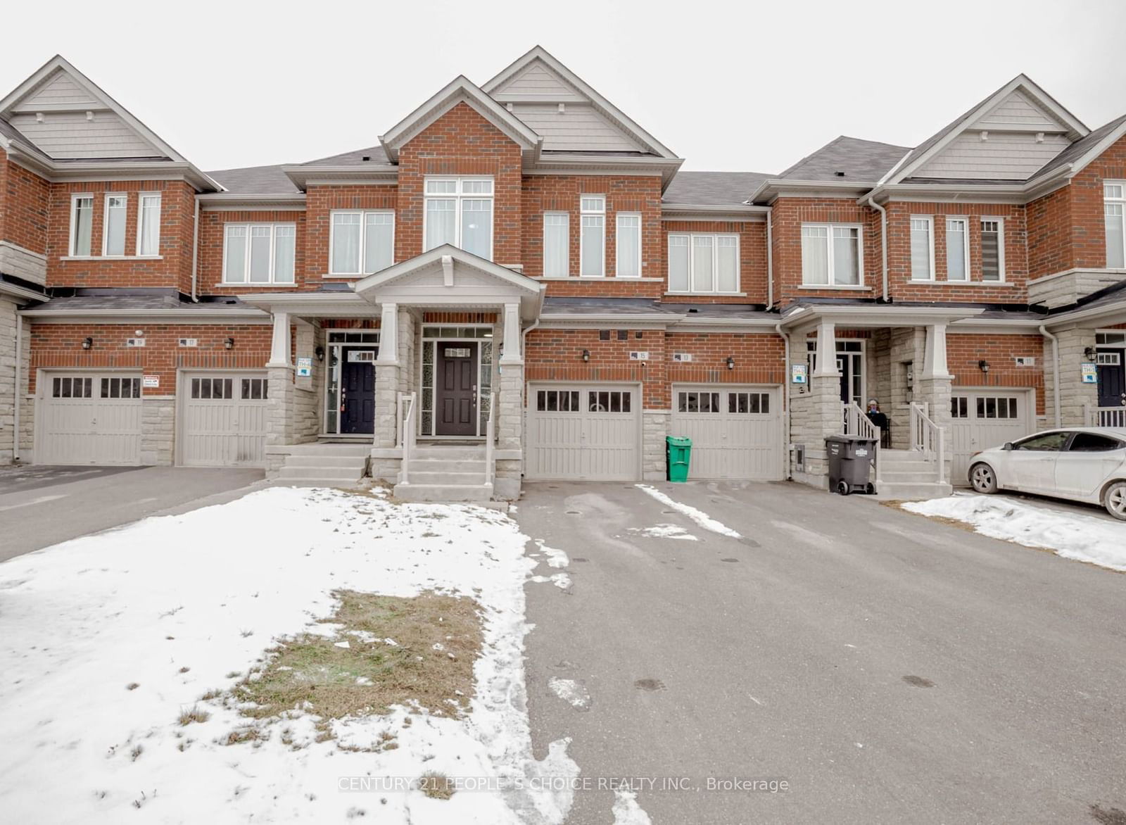 Townhouse for sale at 15 Phyllis Drive, Caledon, Rural Caledon, L7C 2E9 - MLS: W11932850