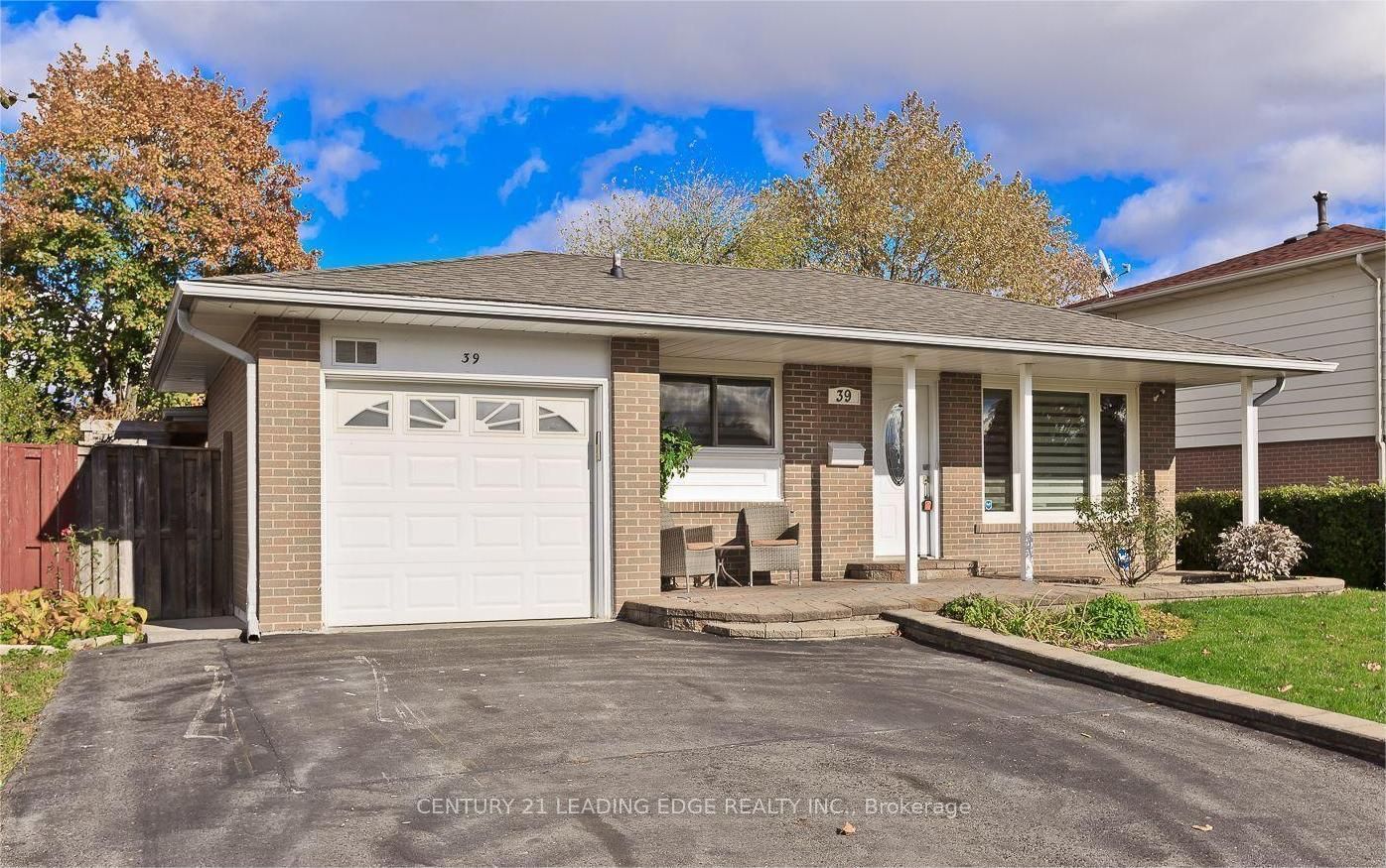 Building at 39 Benton Street, Brampton, Brampton East