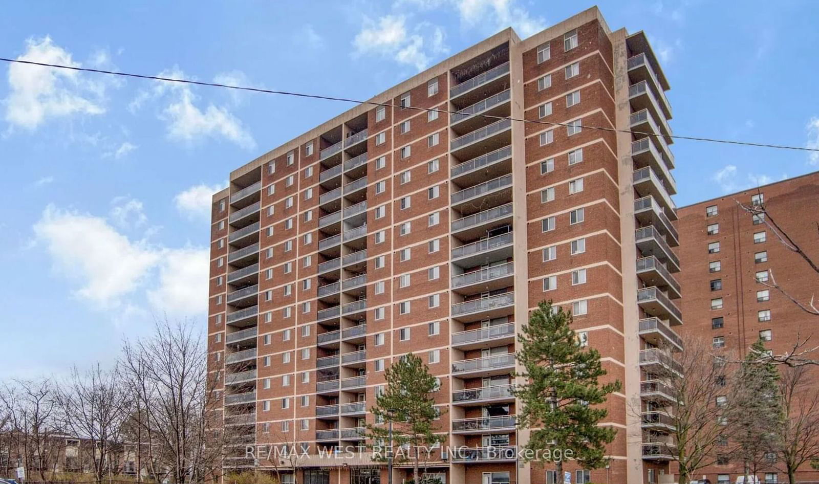 Condo leased at 103-49 Silverstone Drive, Toronto, Mount Olive-Silverstone-Jamestown, M9V 3G2 - MLS: W11932882