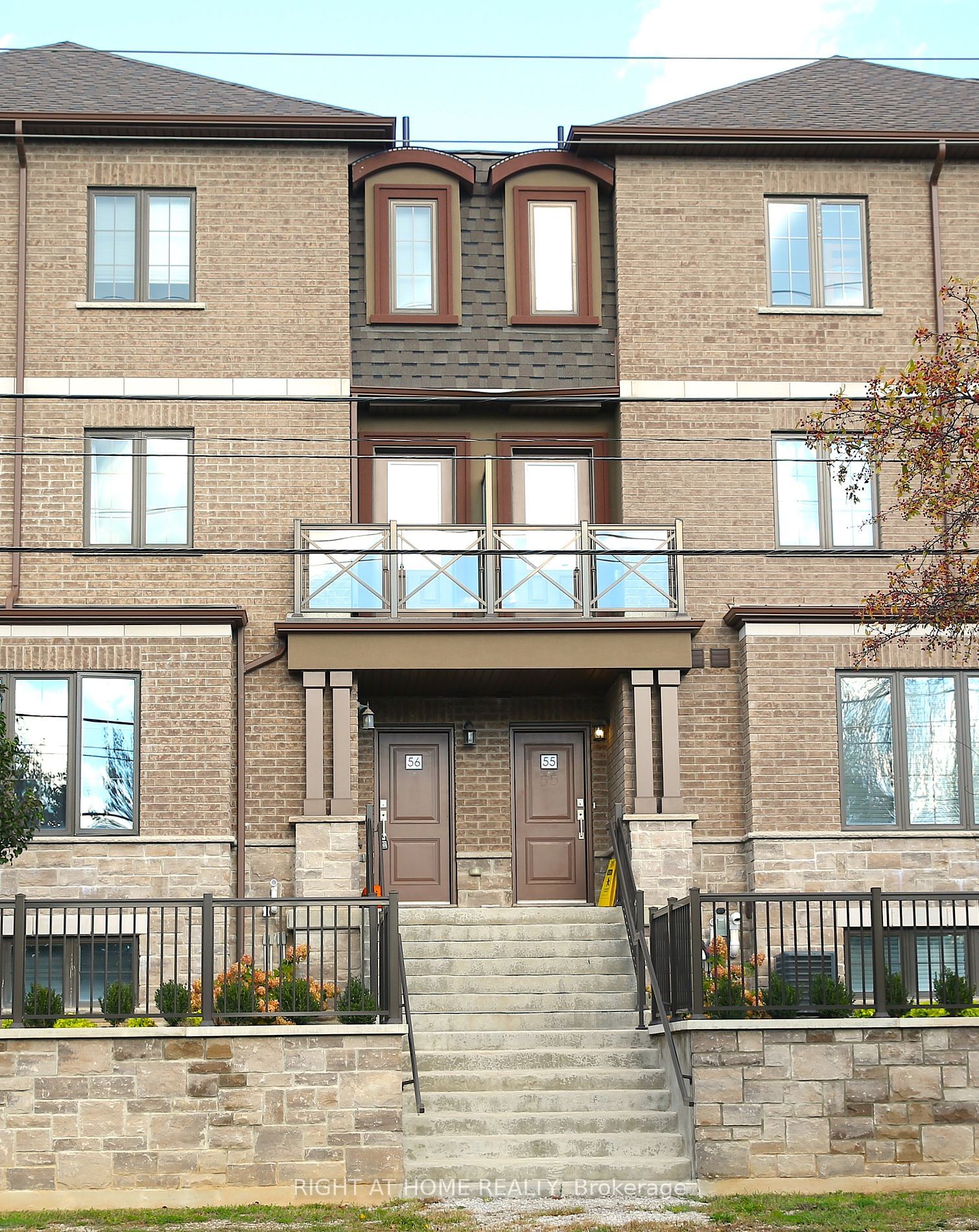 Townhouse for sale at 56-445 Ontario Street, Milton, 1037 - TM Timberlea, L9T 2N2 - MLS: W11933078