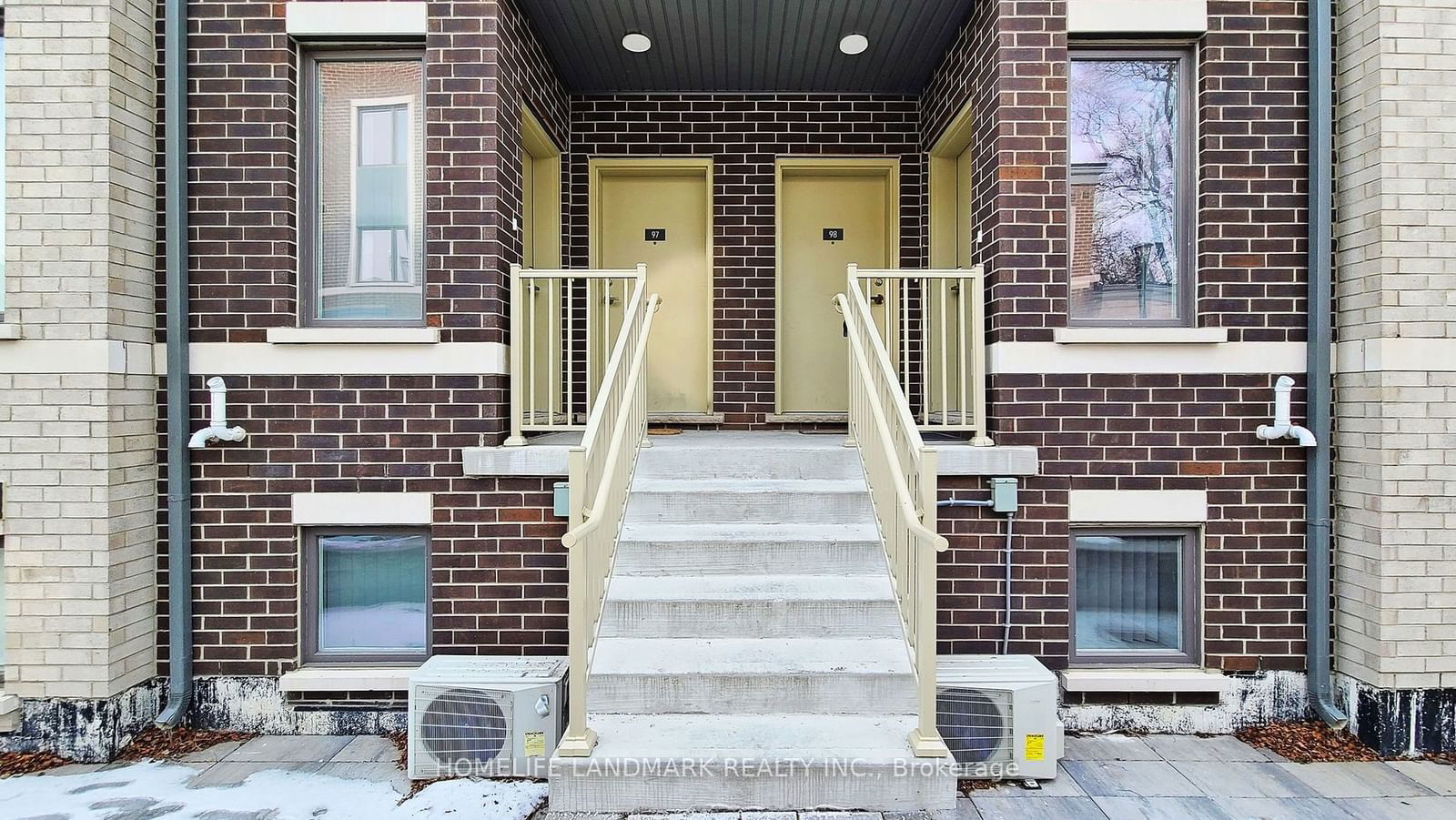 Townhouse for sale at 99-20 William Jackson Way, Toronto, New Toronto, M8V 0J7 - MLS: W11933122