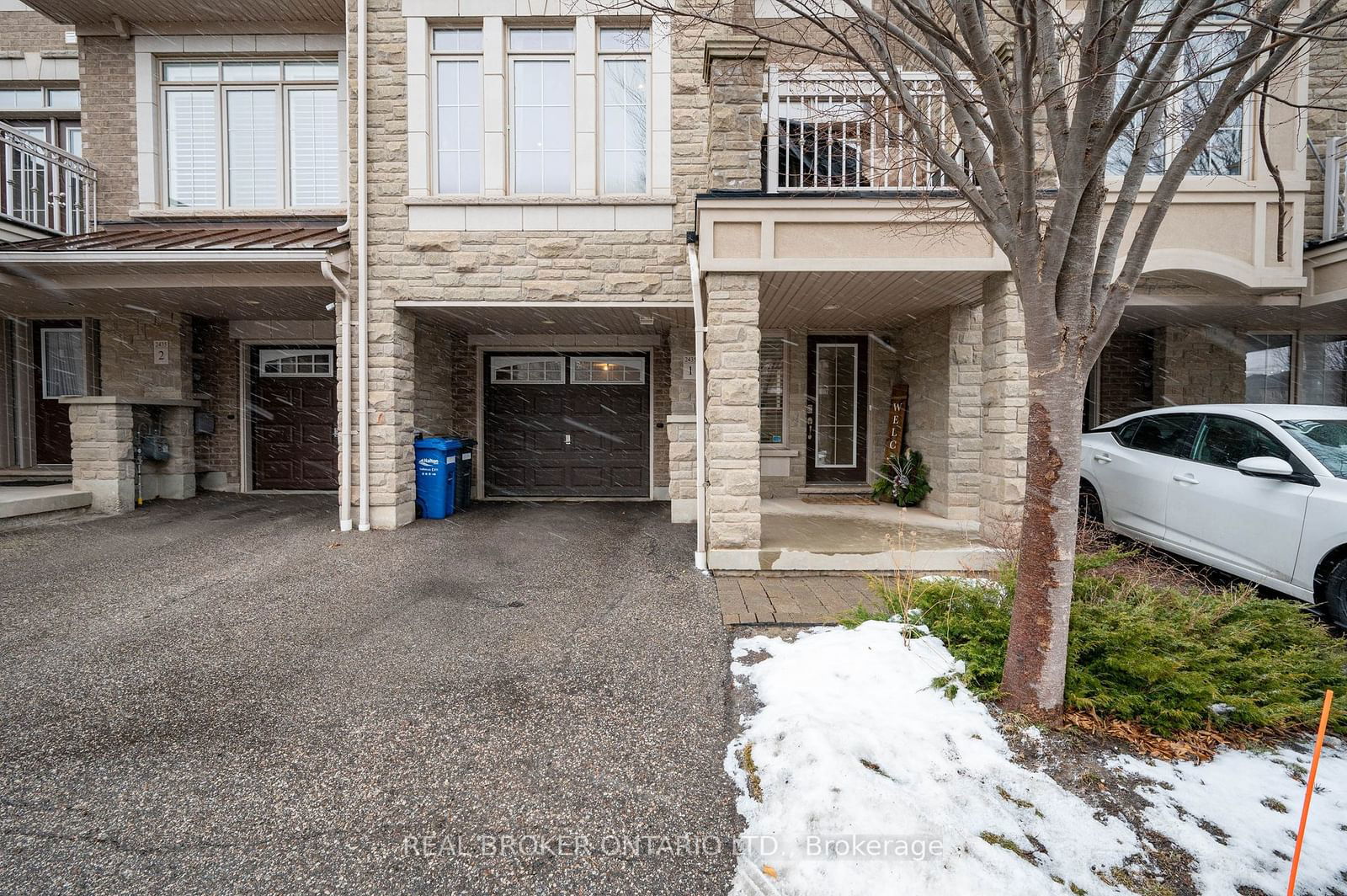 Townhouse for sale at 1-2435 Greenwich Drive, Oakville, 1019 - WM Westmount, L6M 0S4 - MLS: W11933351