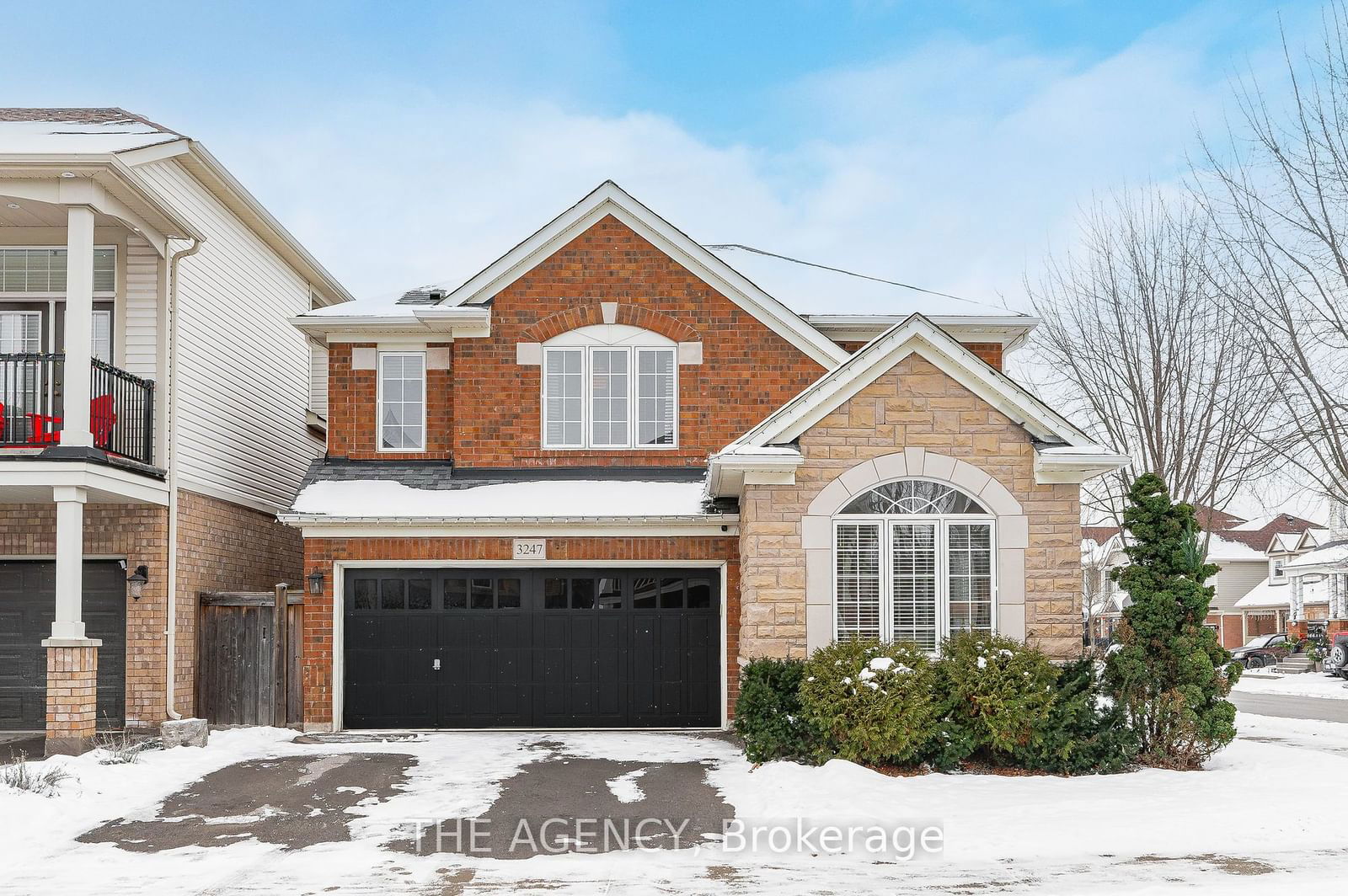 Detached House for sale at 3247 Steeplechase Drive, Burlington, Alton, L7M 0C5 - MLS: W11933406