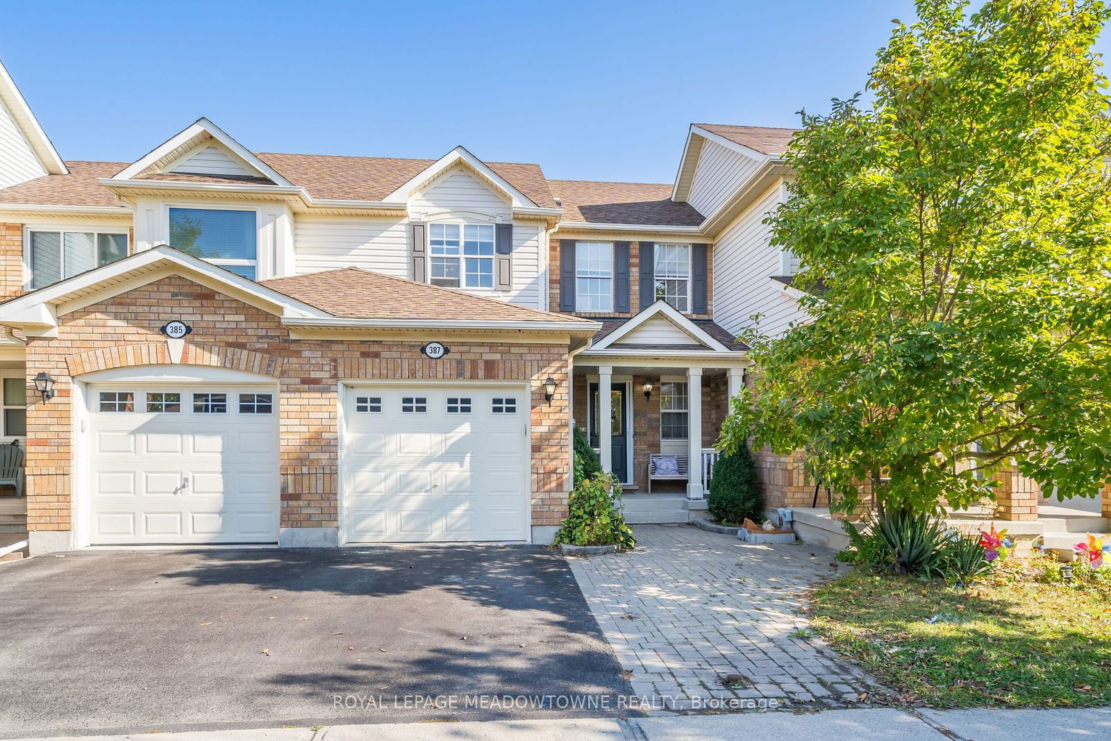 Townhouse for lease at 387 BAVERSTOCK Crescent, Milton, 1027 - CL Clarke, L9T 5L1 - MLS: W11933435