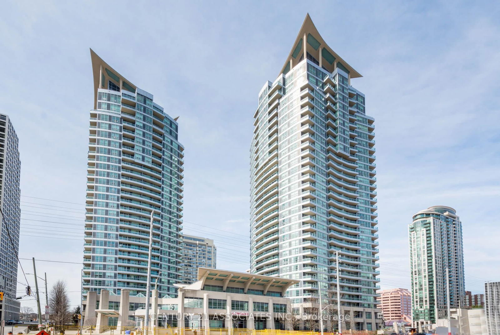 Condo leased at 1211-33 Elm Drive, Mississauga, City Centre, L5B 4M2 - MLS: W11933521