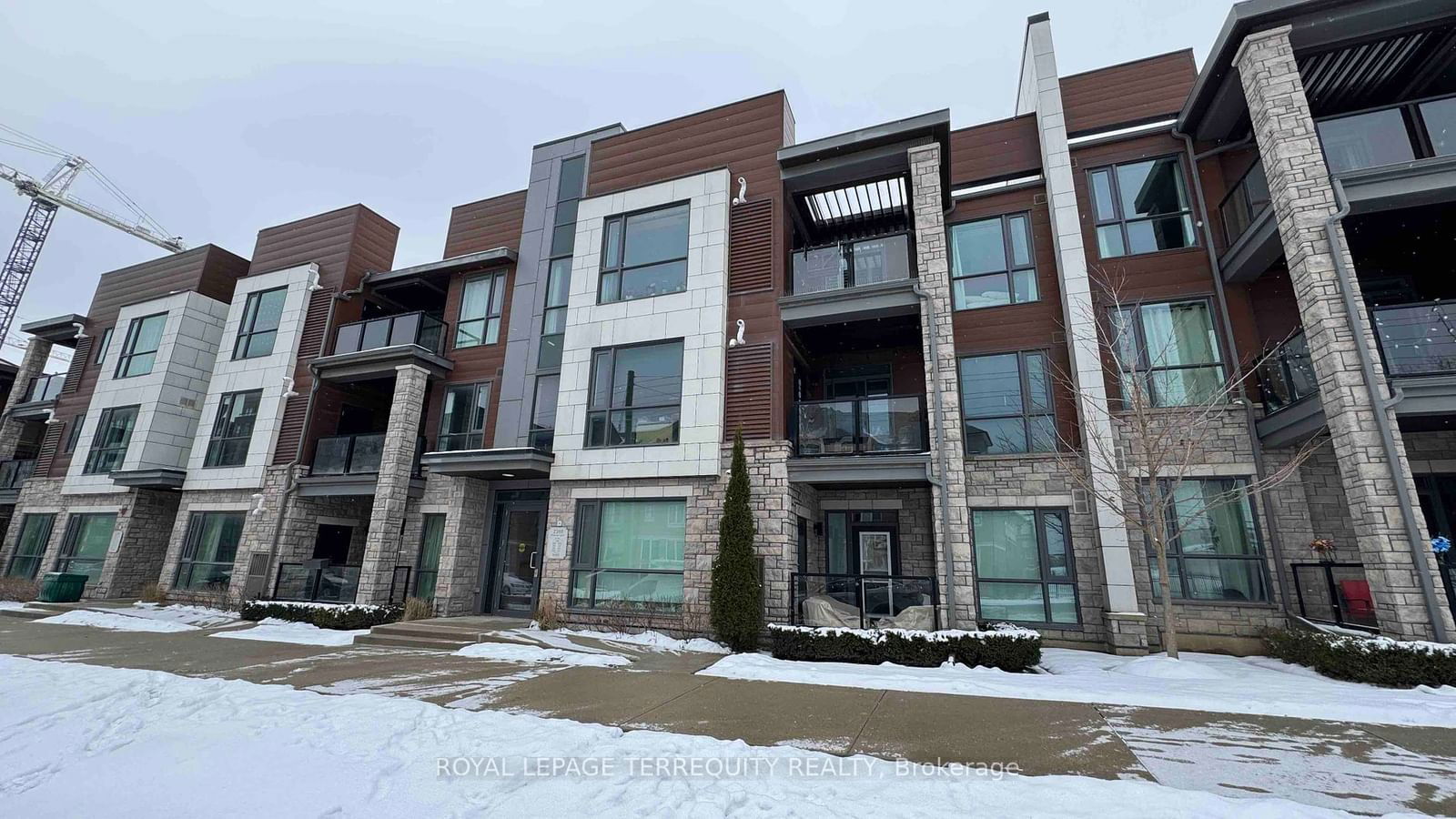 Townhouse for lease at 202-2388 Khalsa Gate, Oakville, West Oak Trails, L6M 1P5 - MLS: W11933604