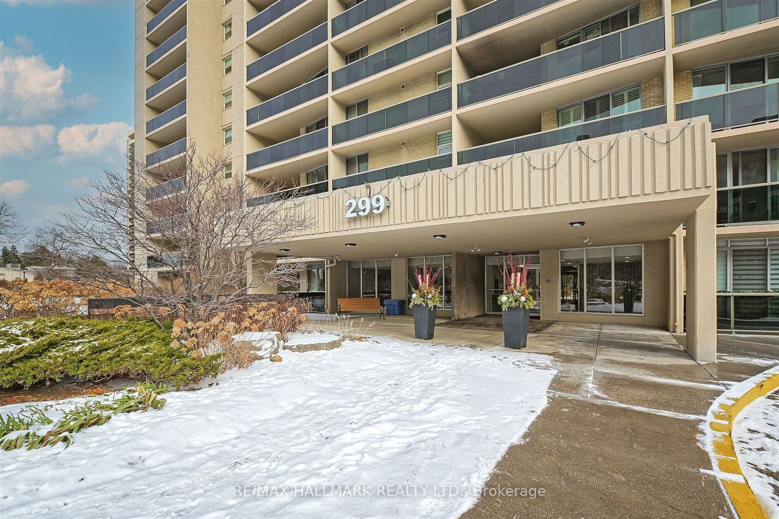 Condo for sale at 1509-299 Mill Road, Toronto, Markland Wood, M9C 4V9 - MLS: W11933881