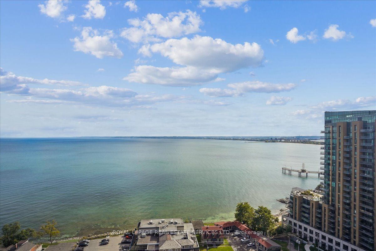 Condo leased at 2104-370 Martha Street, Burlington, Brant, L7R 2P7 - MLS: W11933904