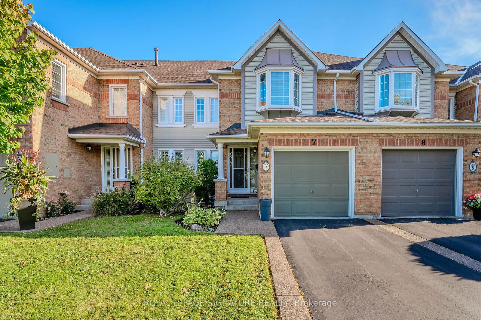 Townhouse for sale at 7-2105 Berwick Drive, Burlington, Rose, L7M 4B7 - MLS: W11934445