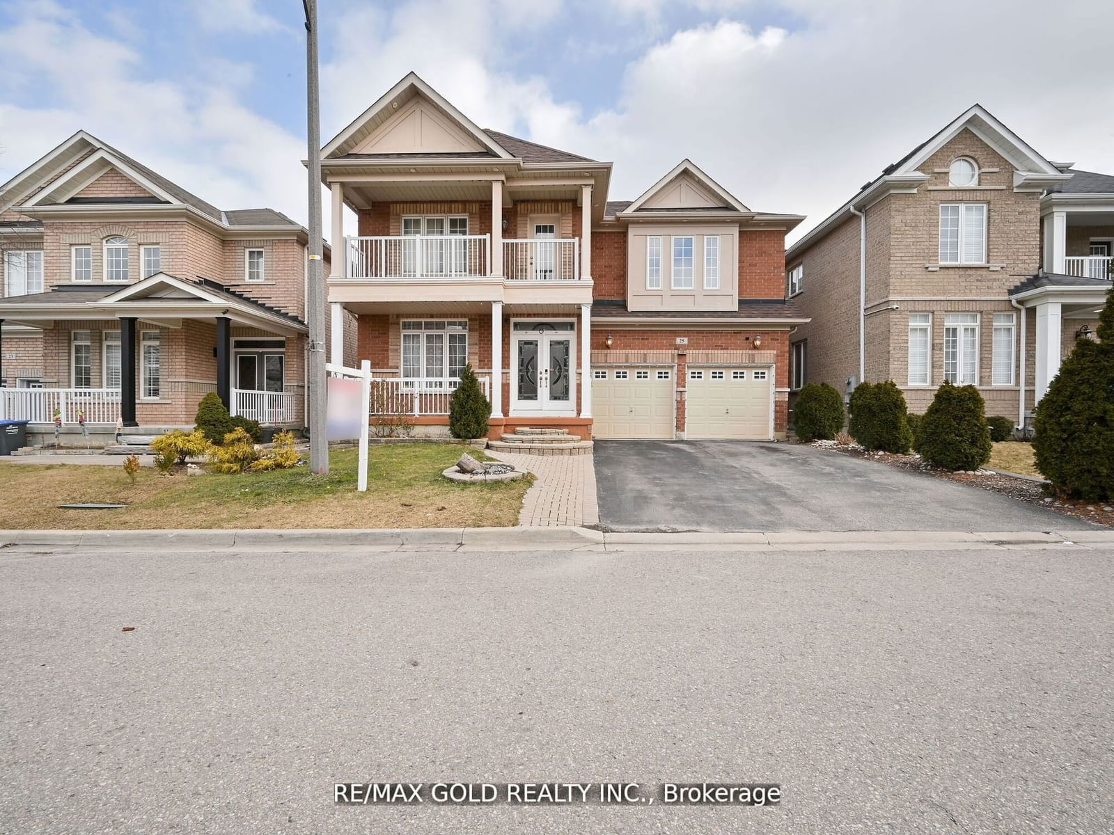 Detached House for sale at 25 Maverick Crescent, Brampton, Sandringham-Wellington, L6R 3E6 - MLS: W11934516