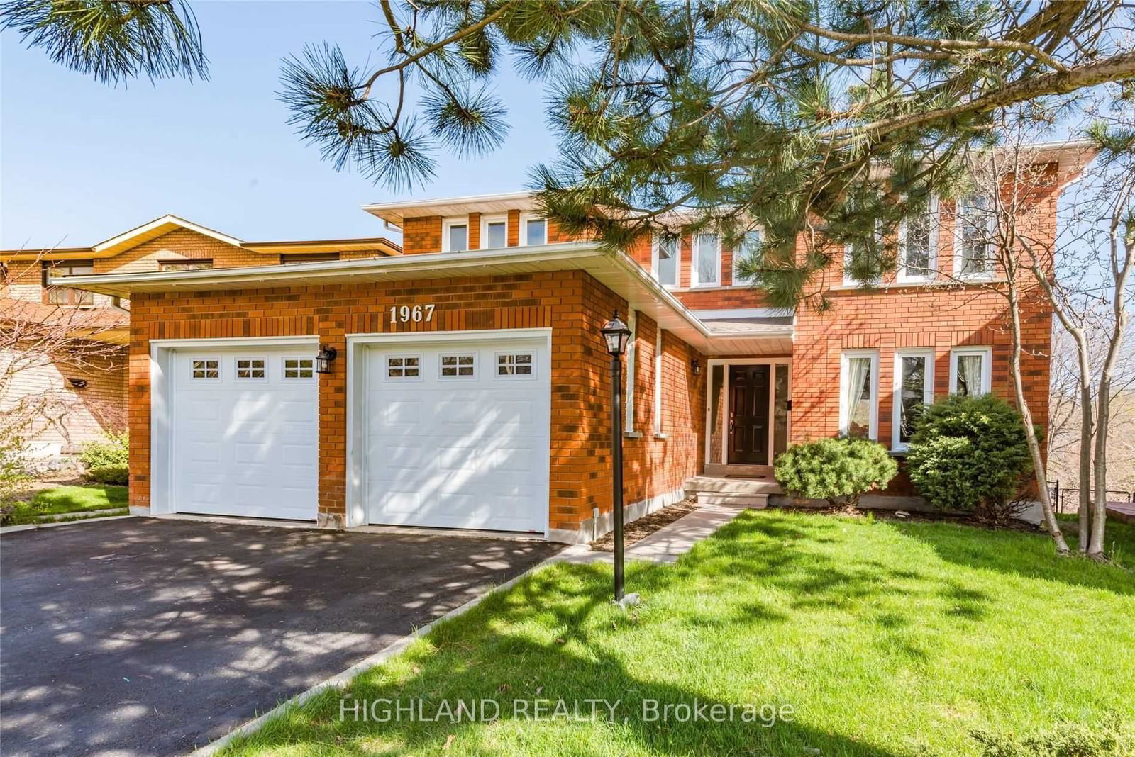 Detached House for lease at 1967 Roy Ivor Crescent, Mississauga, Erin Mills, L5L 3N7 - MLS: W11934600