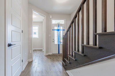 1677 Sauble Crt, Milton - Bowes image-0-1