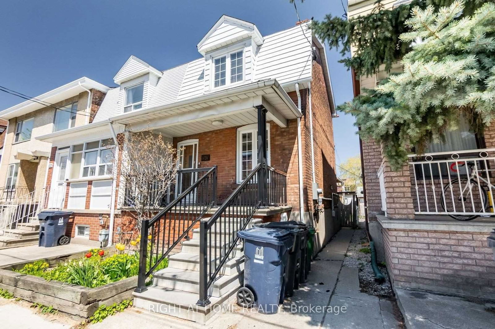 Semi-Detached House leased at Unit A-1151 Dufferin Street, Toronto, Dovercourt-Wallace Emerson-Junction, M6H 4B7 - MLS: W11934835