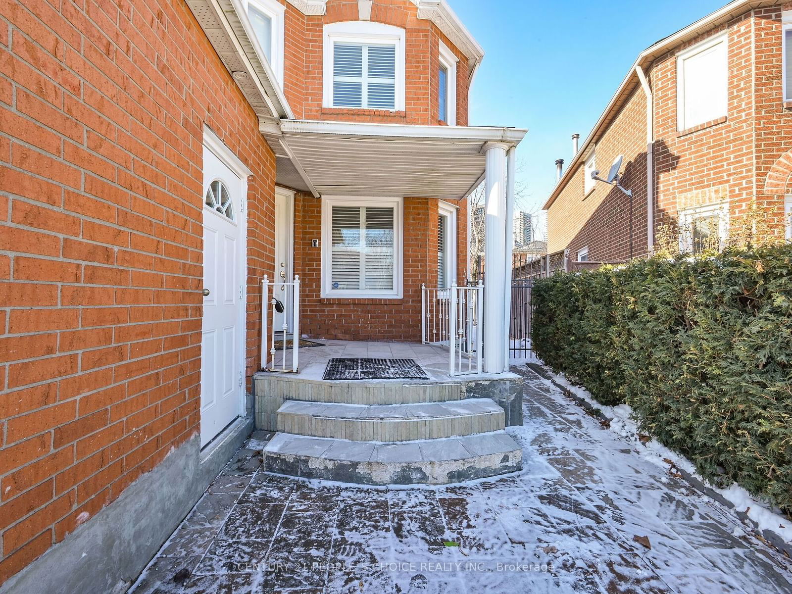 Detached House for sale at 317 Macedonia Crescent, Mississauga, Fairview, L5B 3J7 - MLS: W11935033