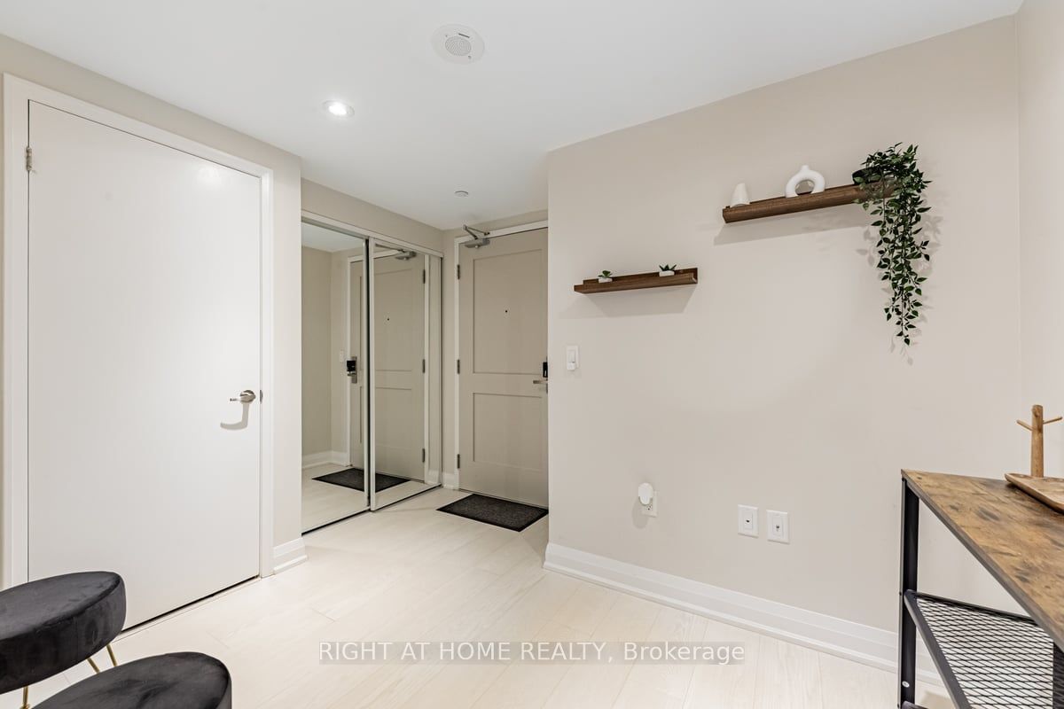 Condo for sale at 339-26 gibbs Road, Toronto, Islington-City Centre West, M9B 0E3 - MLS: W11935064