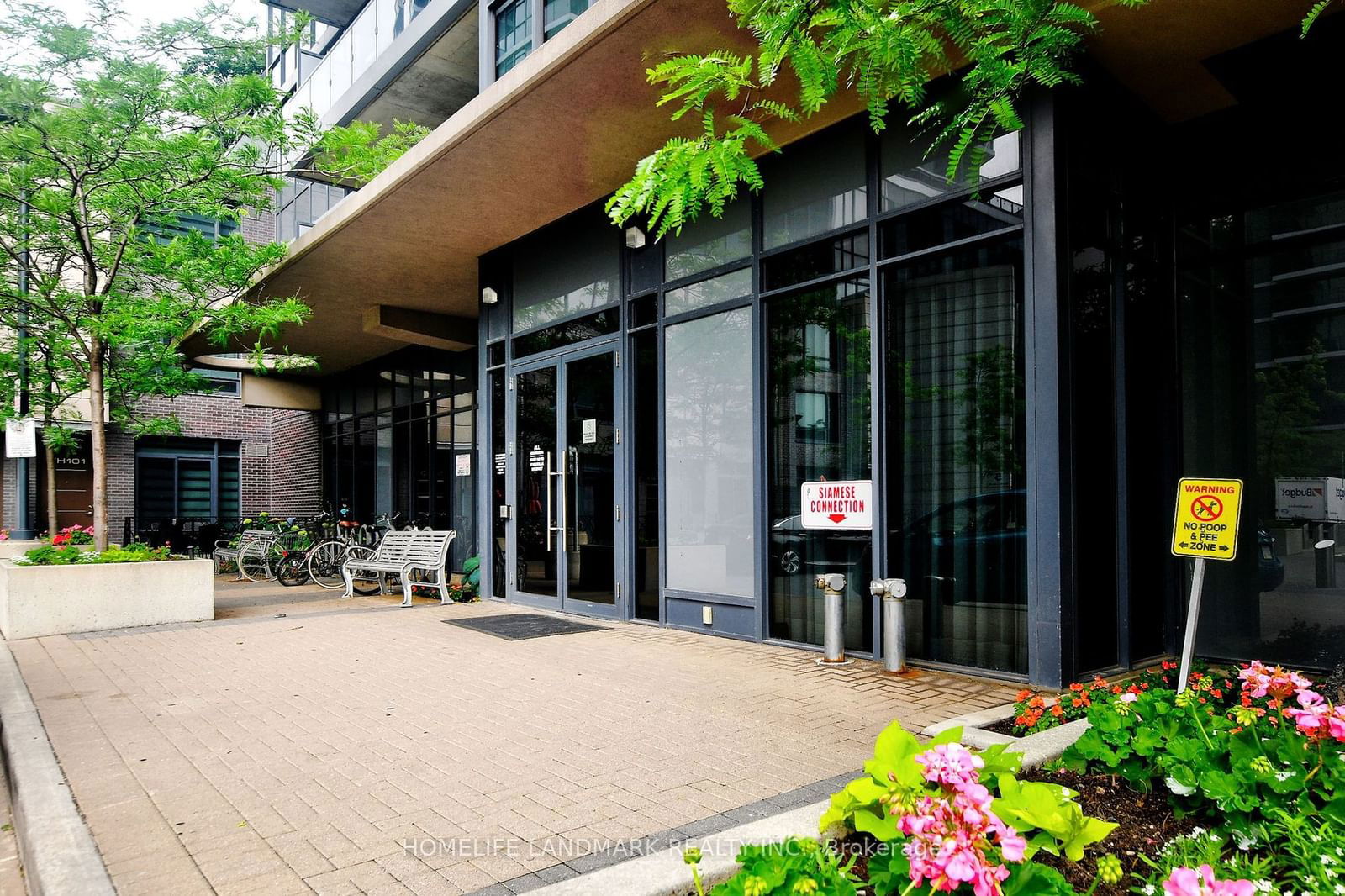 Condo for sale at 807-1 Valhalla Inn Road, Toronto, Islington-City Centre West, M9B 1S9 - MLS: W11935085