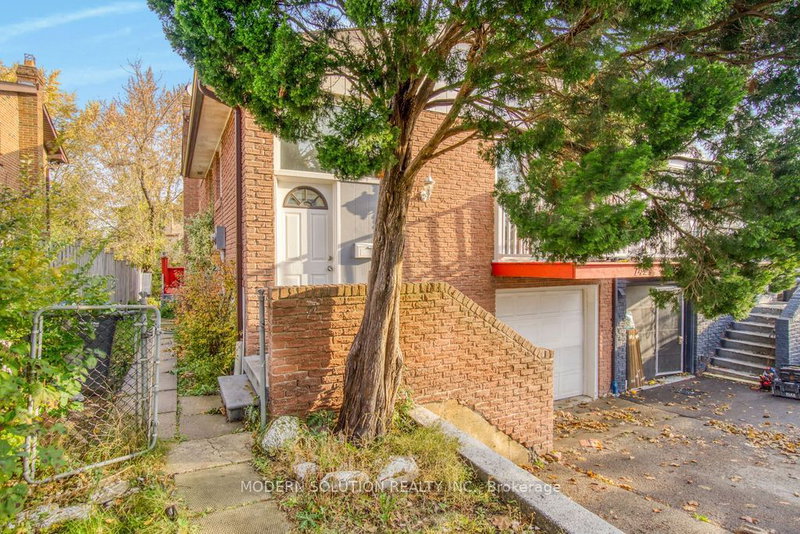 142 Mill St N, Brampton, L6X 2P2 | Image 2