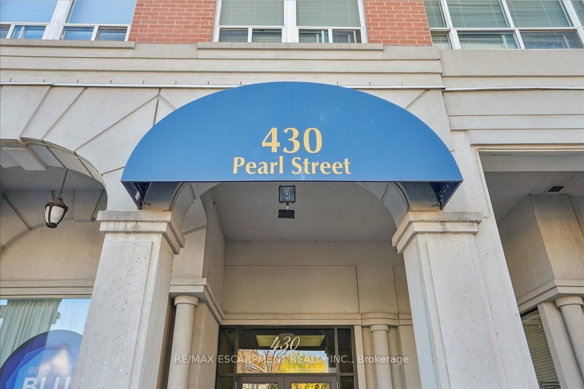 Condo for lease at 301-430 Pearl Street, Burlington, Brant, L7R 4J8 - MLS: W11935188