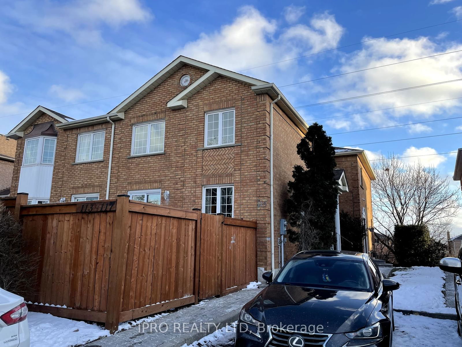 Townhouse for lease at 5-113 Millstone Drive, Brampton, Fletcher's Creek South, L6Y 4P4 - MLS: W11935210