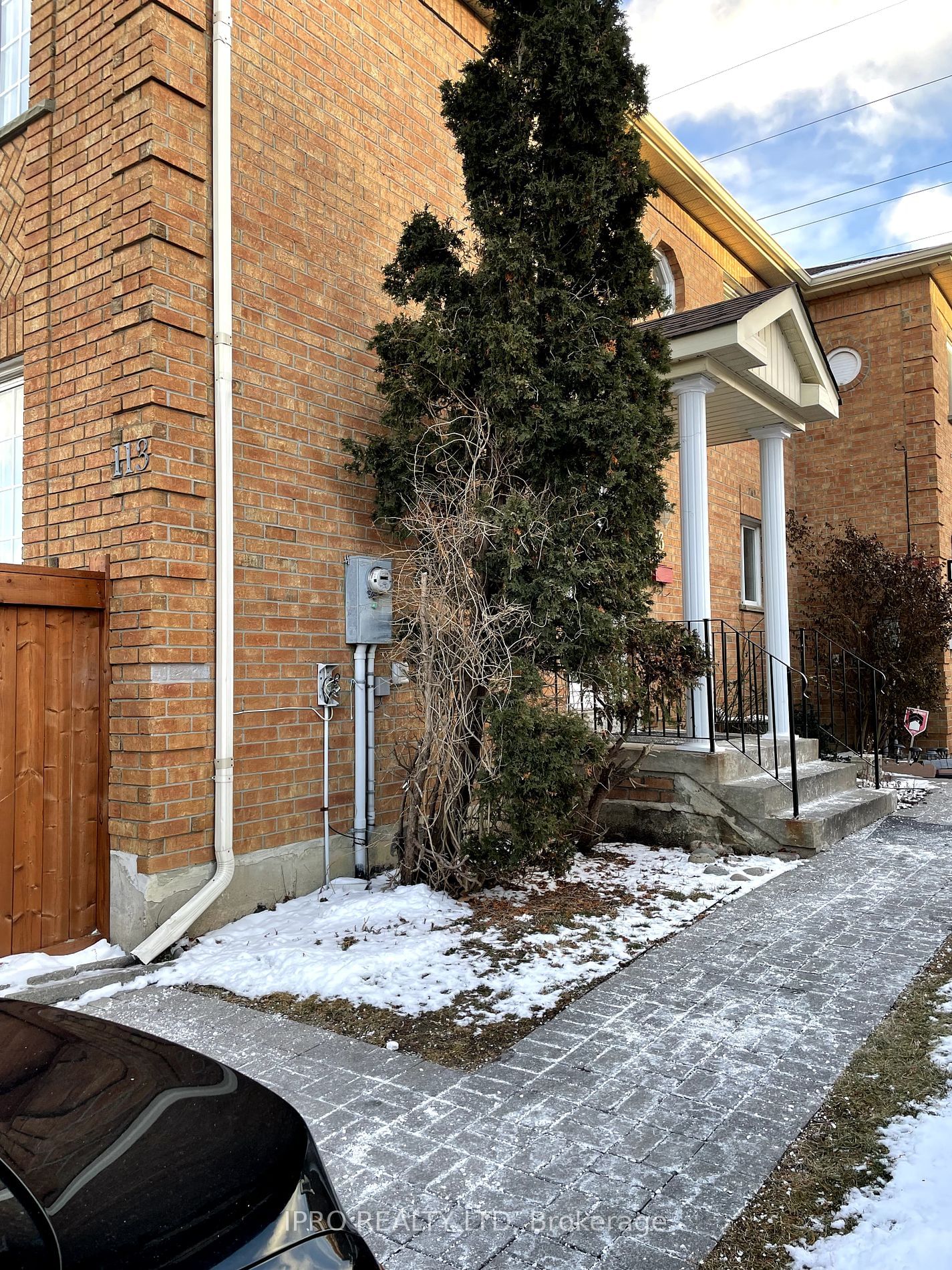 Townhouse for lease at 5-113 Millstone Drive, Brampton, Fletcher's Creek South, L6Y 4P4 - MLS: W11935210