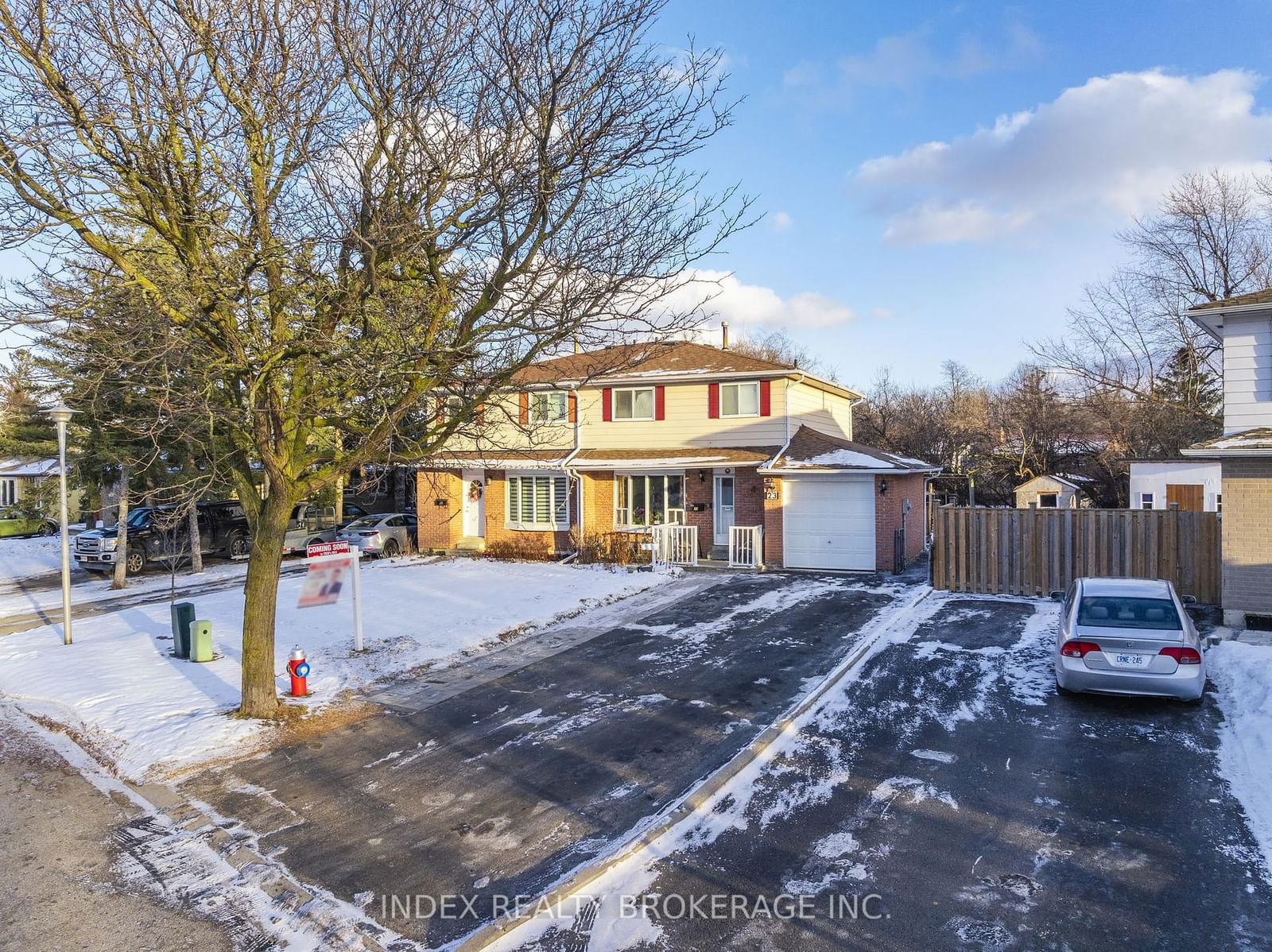 Semi-Detached House for sale at 23 Mandarin Crescent, Brampton, Central Park, L6S 2S2 - MLS: W11935266