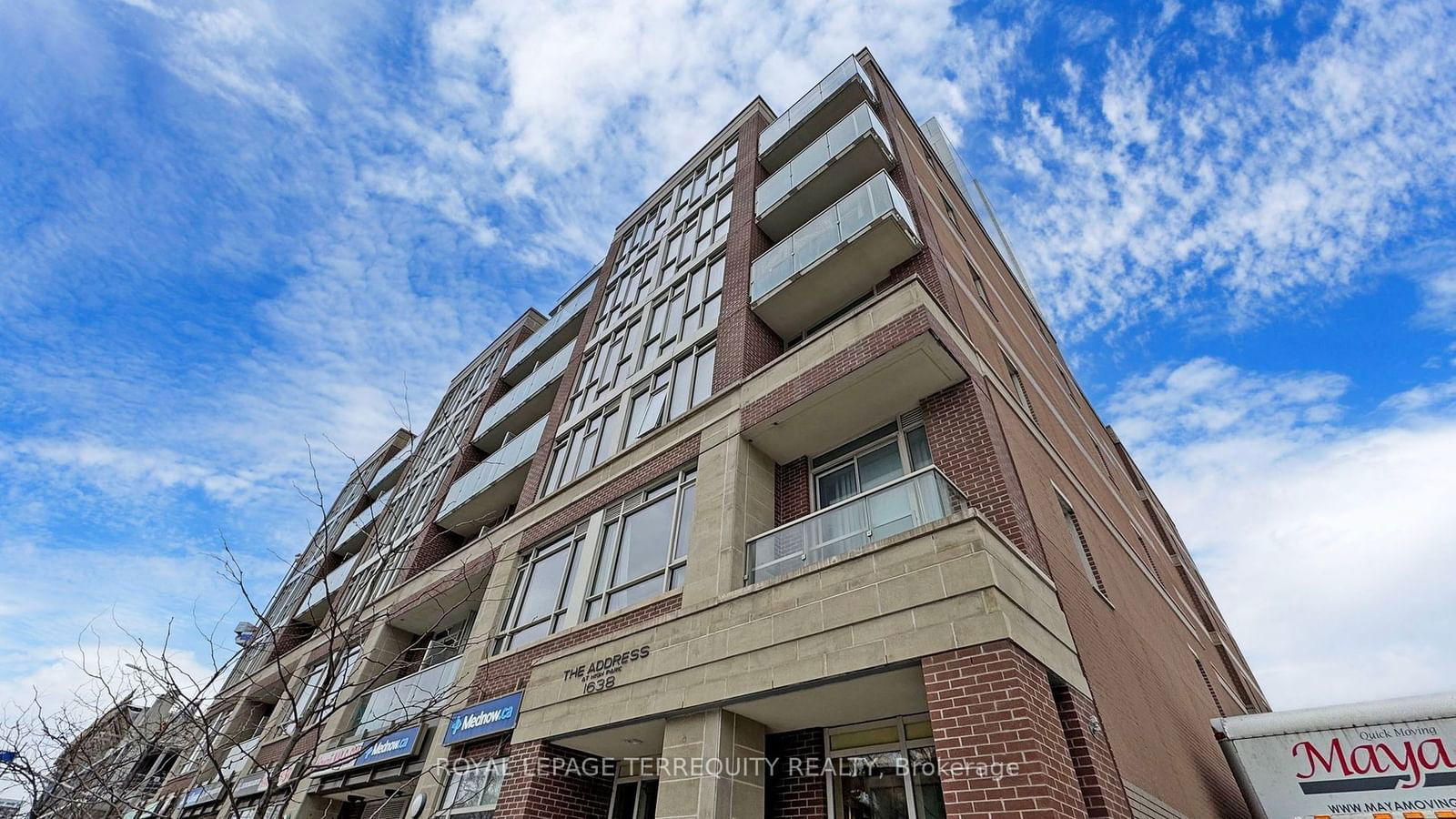 Building at 1638 Bloor Street, Toronto, High Park North