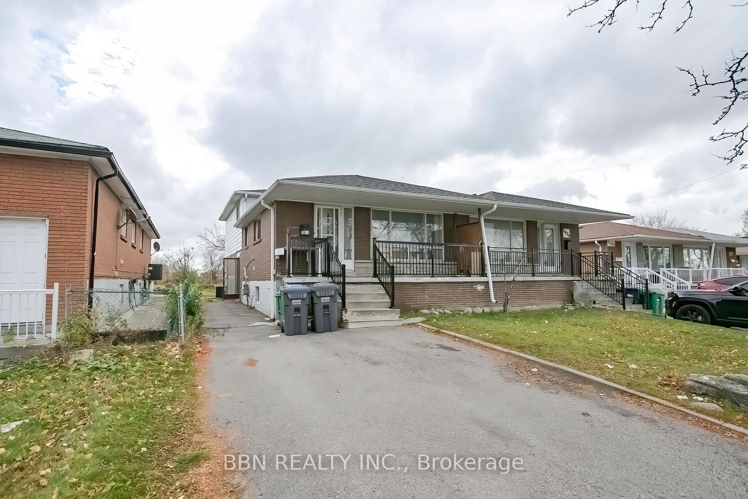 Semi-Detached House leased at Main-3436 Clara Drive, Mississauga, Malton, L4T 2C7 - MLS: W11935462