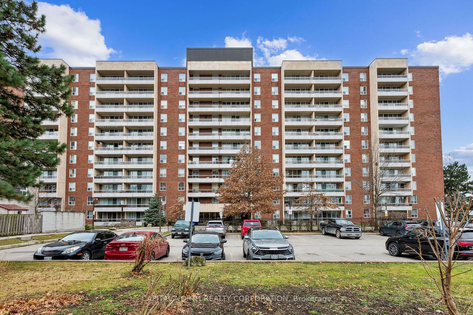 Condo for sale at 108-25 Four Winds Drive, Toronto, York University Heights, M3J 1K8 - MLS: W11935526